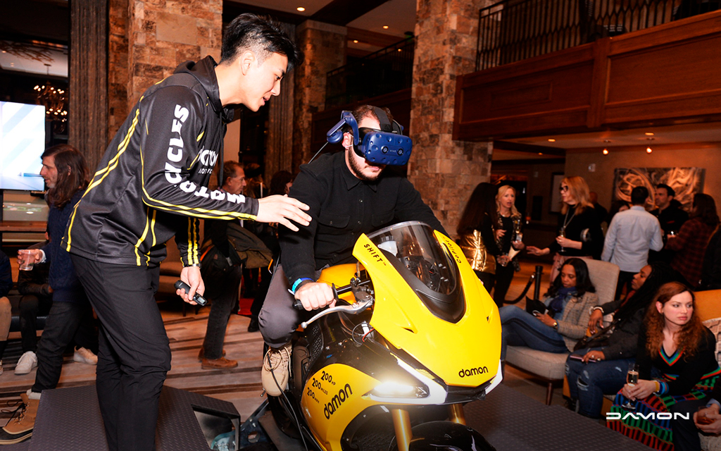 Damon hypersport rider with vr headset