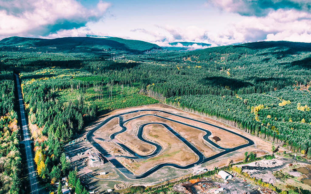 aerial shot of vancouver island motorsport track day circuit